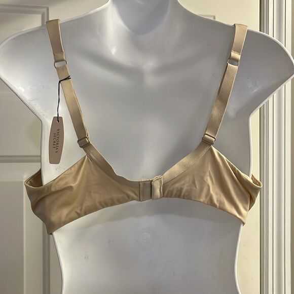 Victoria’s Secret Full Coverage Tan Adjustable Straps Padded Wire Bra- 38DD - Picture 7 of 16